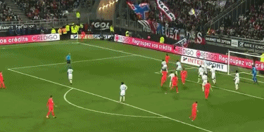 健康的蓝军队长 边后卫改踢后腰那就是真强 身价暴涨1500万欧