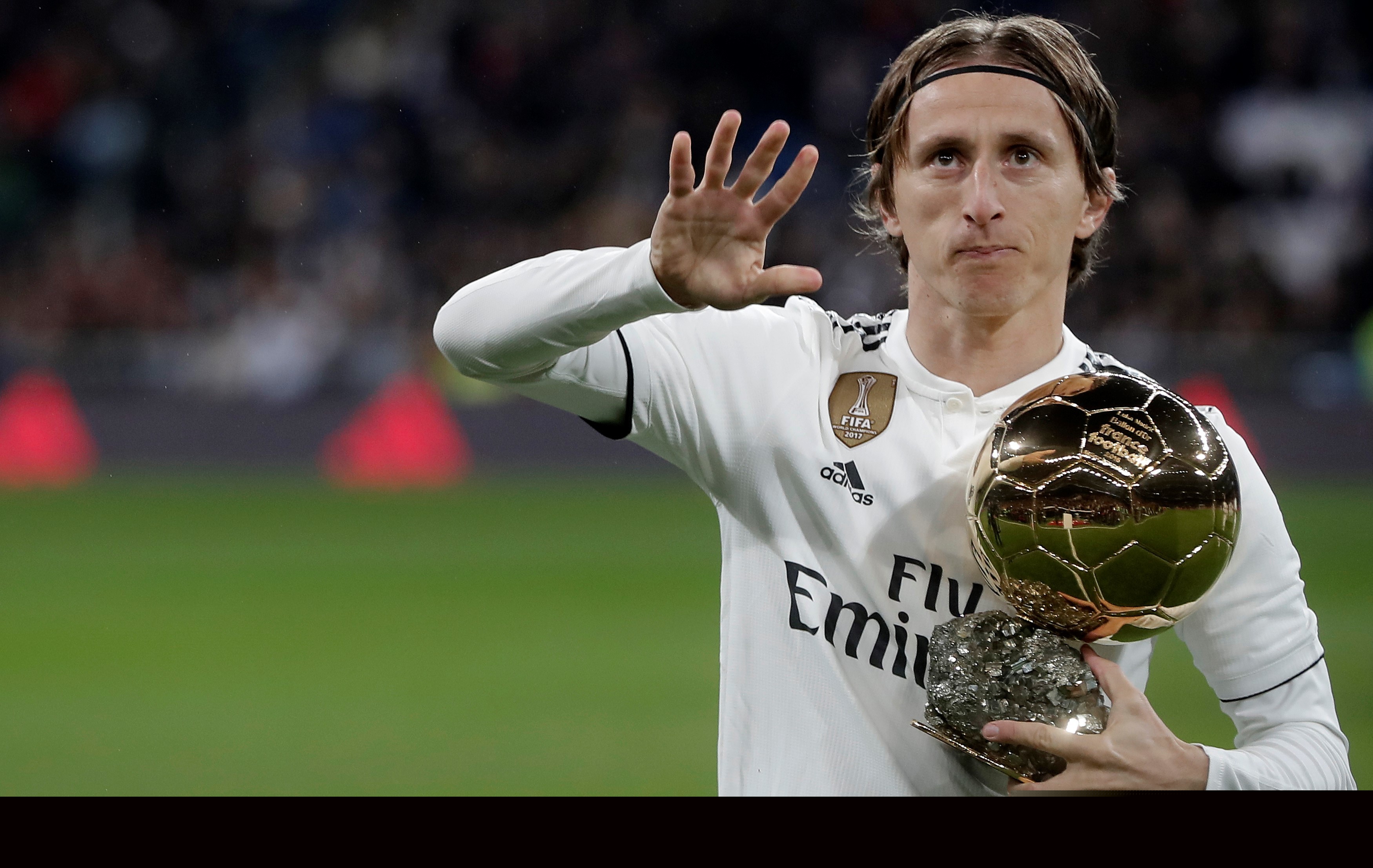 足球报：浙江队未来要争取中超冠军，卡内达是否留任还没定