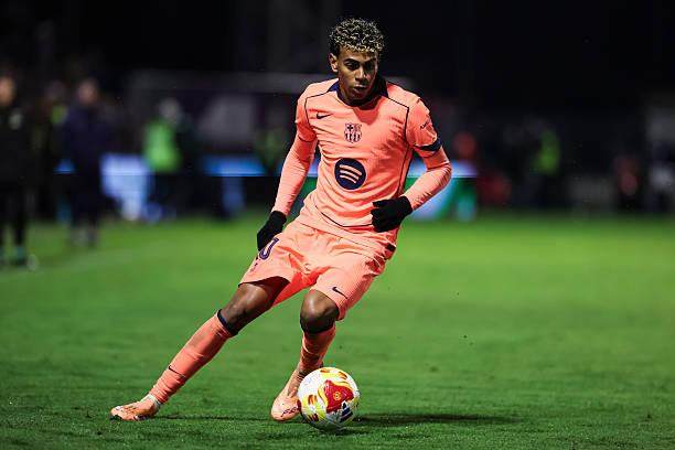 替补球员关键进球逆转比赛局势