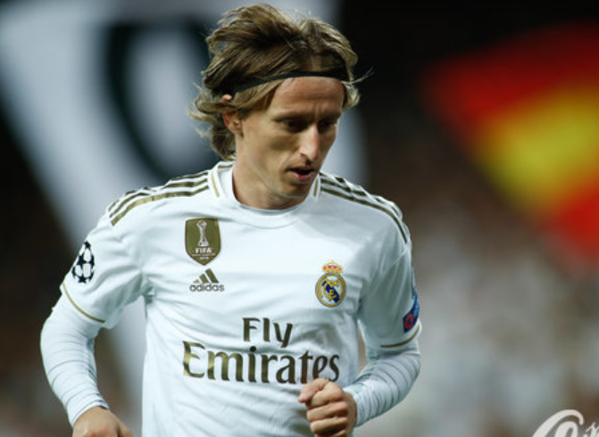 安布：在没中锋的情况下，普利希奇搭莱奥可能存在兼容问题